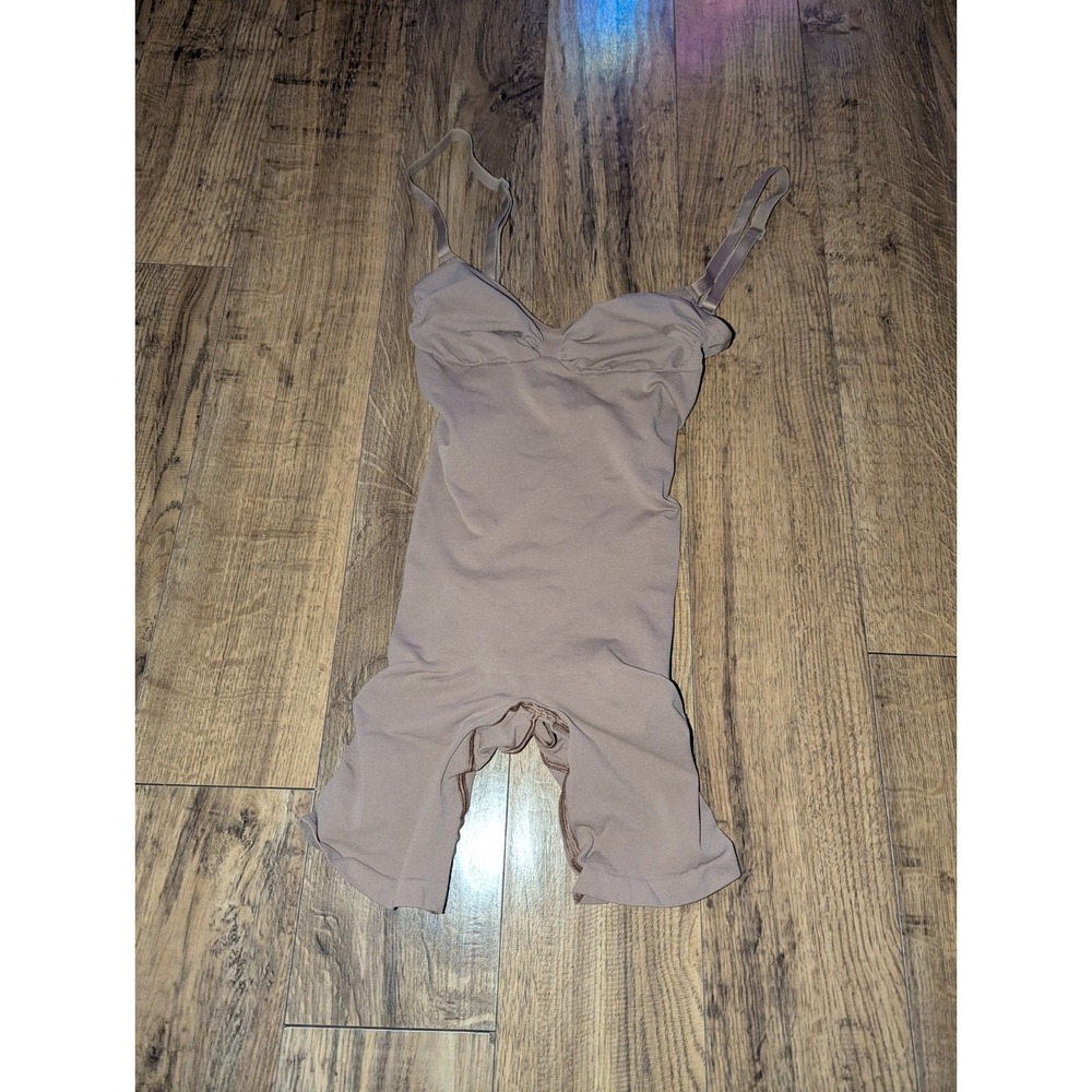 SKIMS Nude Shapewear Bodysuit